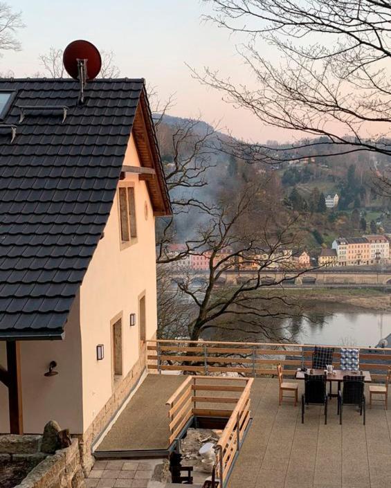Luxusboofe - Ferienhaus Am Lilienstein Konigstein an der Elbe Luaran gambar